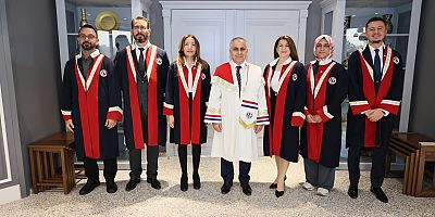 Akademisyenlere cübbe töreni