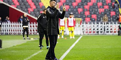 Taraftar tepkili: Burak Yılmaz Gaziantep’e veda etti